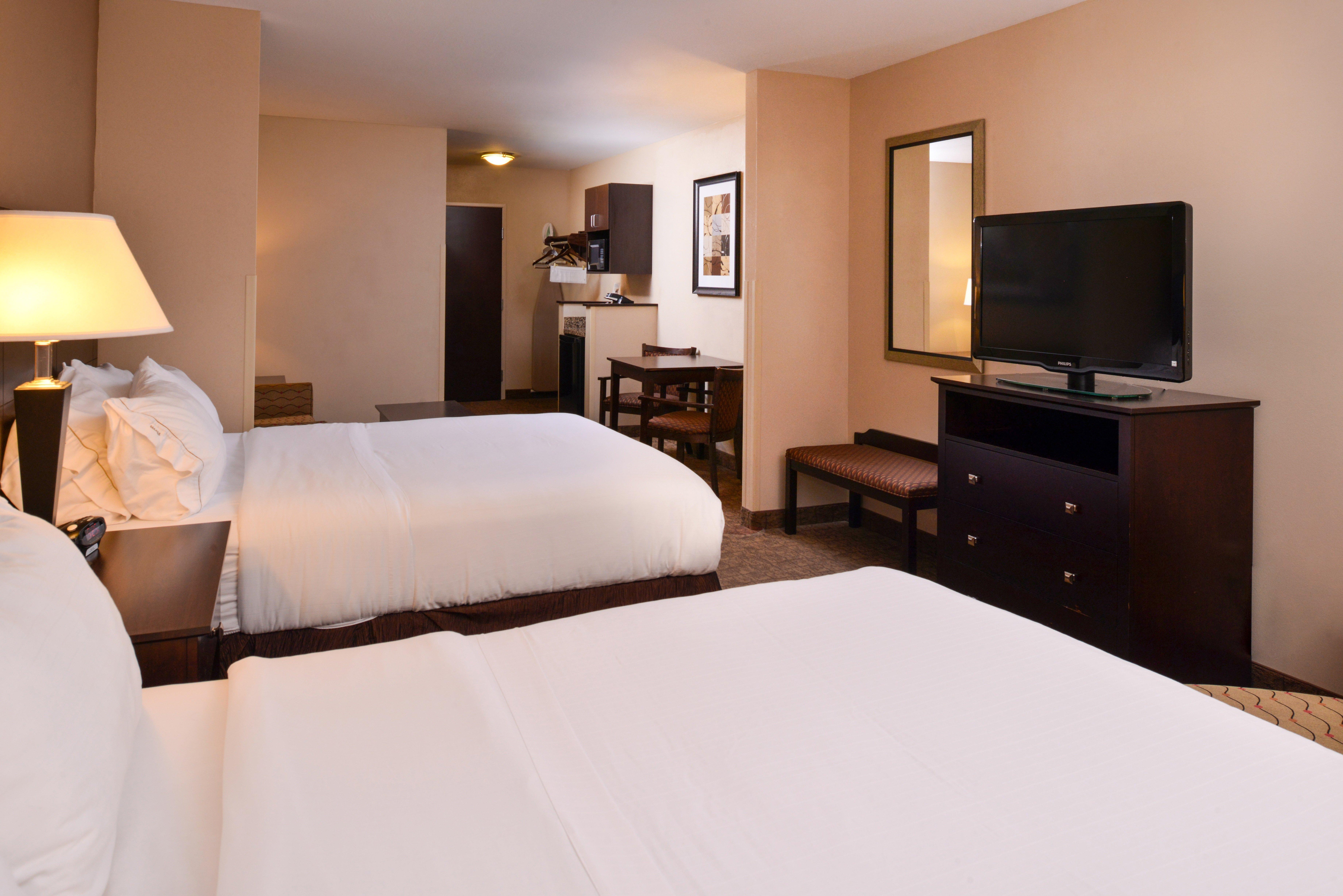 Holiday Inn Express & Suites Fairmont, An Ihg Hotel Ngoại thất bức ảnh
